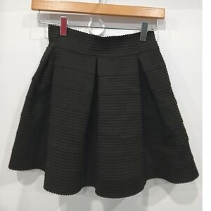 Devlin Black Textured Pleated Skater Skirt Zipper Womens Size S Back Zipper